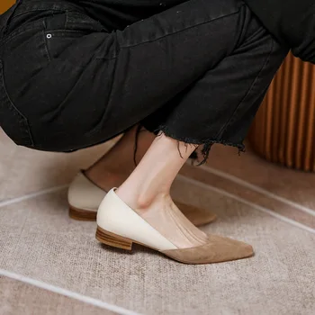 2022 Moda de Todos-jogo francês Retro Correspondência de Cores Pequena Cabeça Quadrada Rasa Boca Plana Sapatos para Mulheres Macio Inferior Salto Baixo