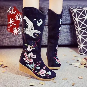 Guindaste botas único botas de lona jacquard de algodão estilo Chinês rosefinch pavão bordado botas curtas de mulheres única botas