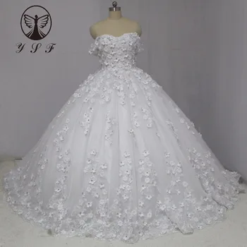 Luxo Querida Appliqued Frisado Flores em 3D sem Mangas, Vestido de baile Inchados de Vestidos de Casamento do Laço de 2017
