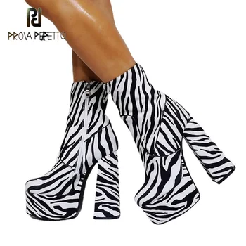 Novo Padrão Zebra Grosso Calcanhar Botas Curtas Outono Inverno Grossa com solado de Sexy Especial de Personalidade 15cm Super em Alta Calcanhar Botas de Moda