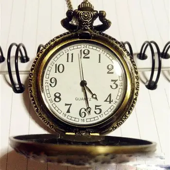 Vintage Oco Relógio De Bolso Flor Gravado Colar De Cadeia De Presentes